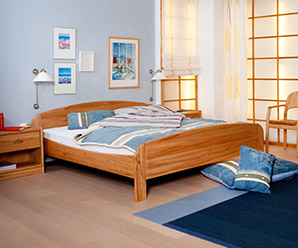 Traditional Danish cherry bed