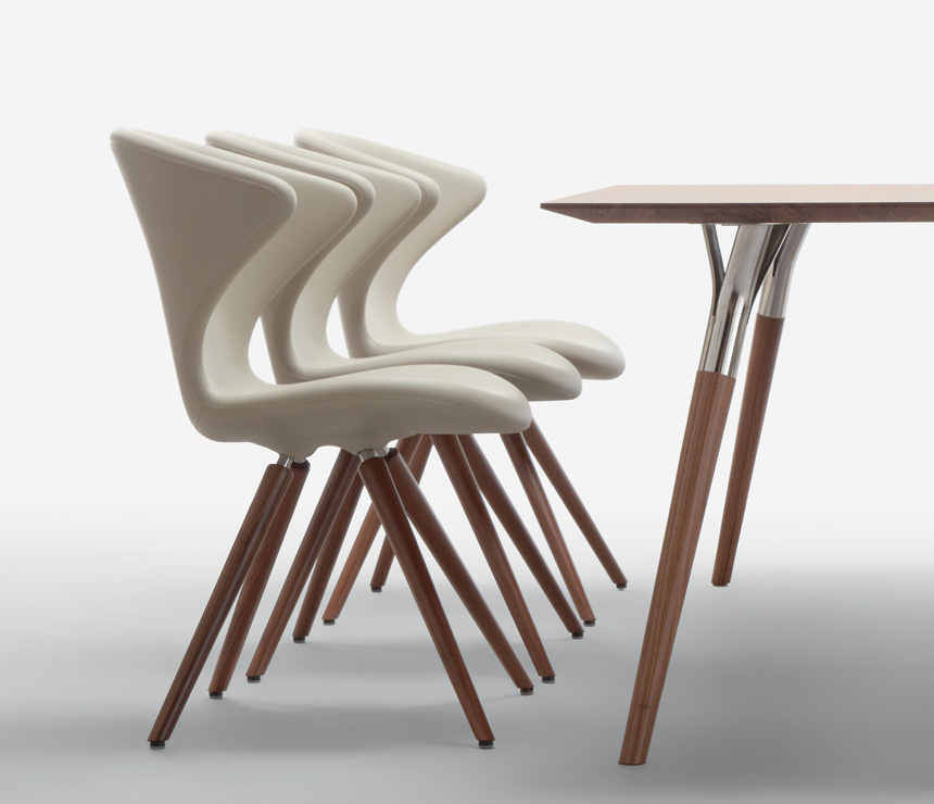 The 902 dining chair shown with The 843 dining table