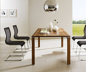 Luxury table
