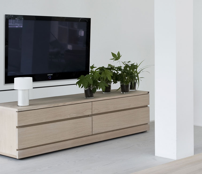 Skovby A187 media cabinet