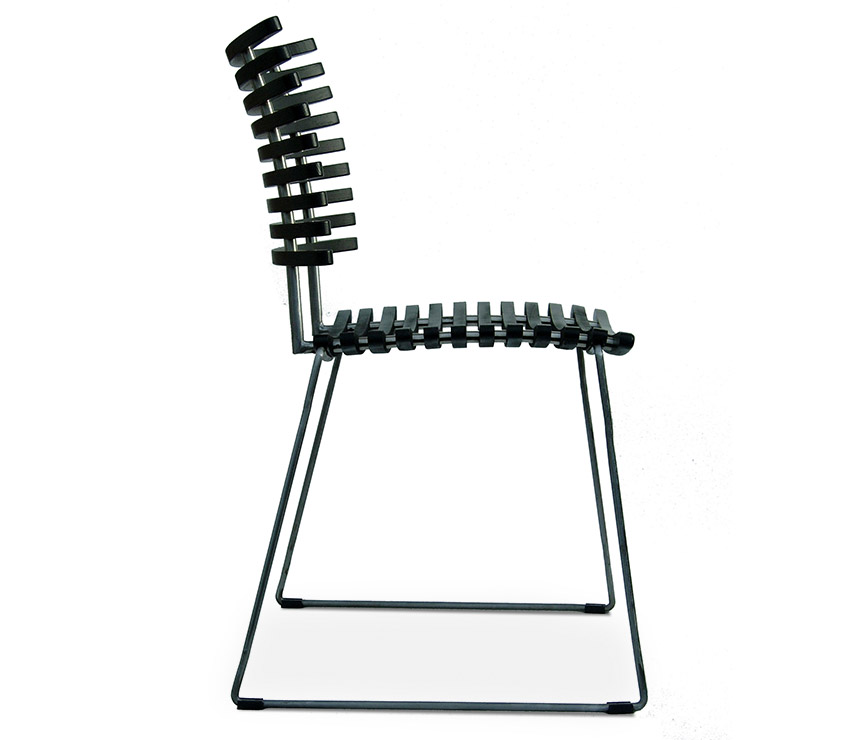 Side view of the ultra-modern DM4165 Danish dining chair