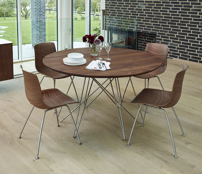 Danish Modern round dining table with spider-like legs