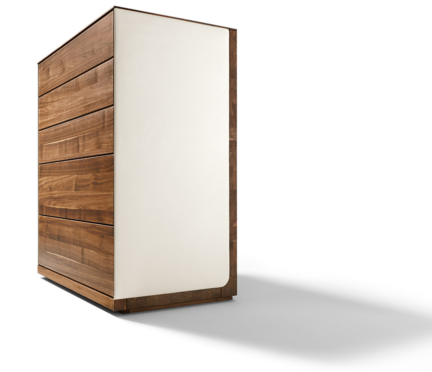 Luxury chest of drawers