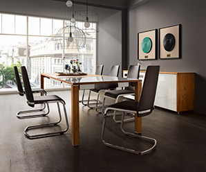 Expandable luxury designer table