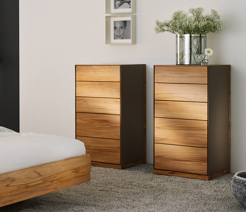 Luxury solid wood chest of drawers