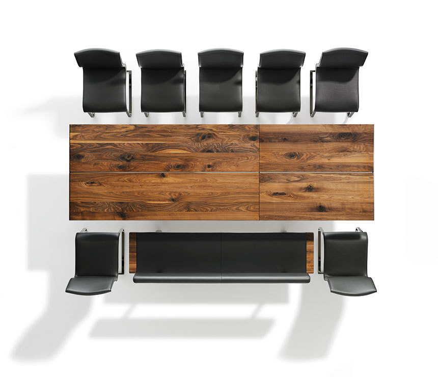 Nox extended dining table