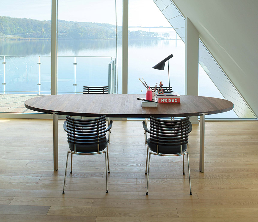 High-end walnut oval dining table from Denmark