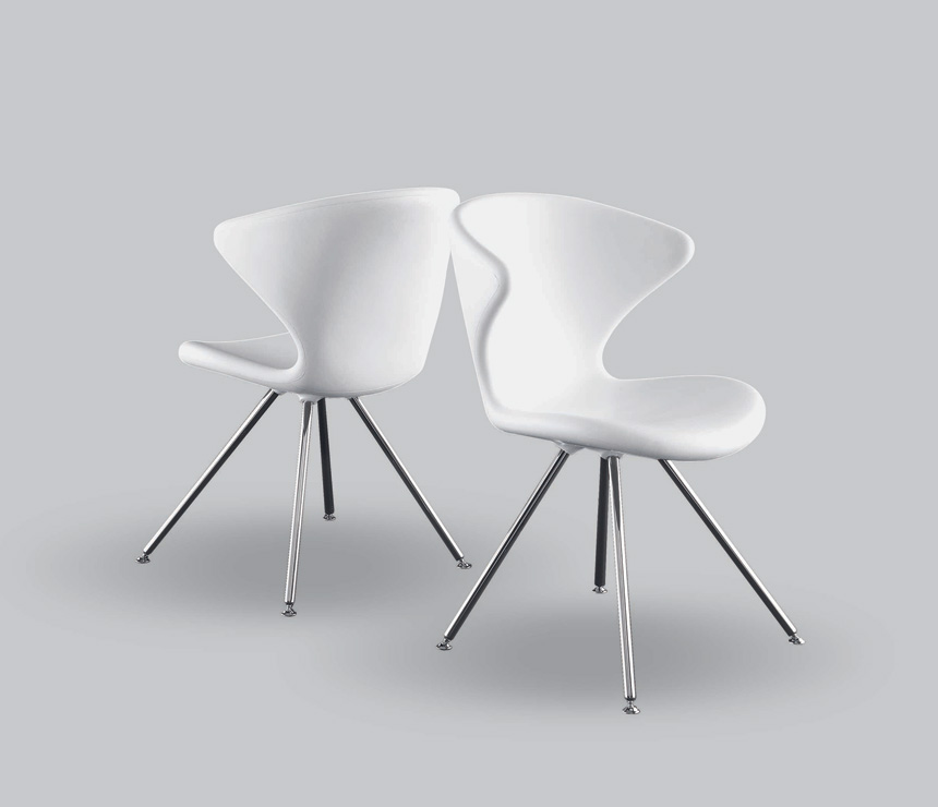 Beautiful picture of two 902 dining chairs in white