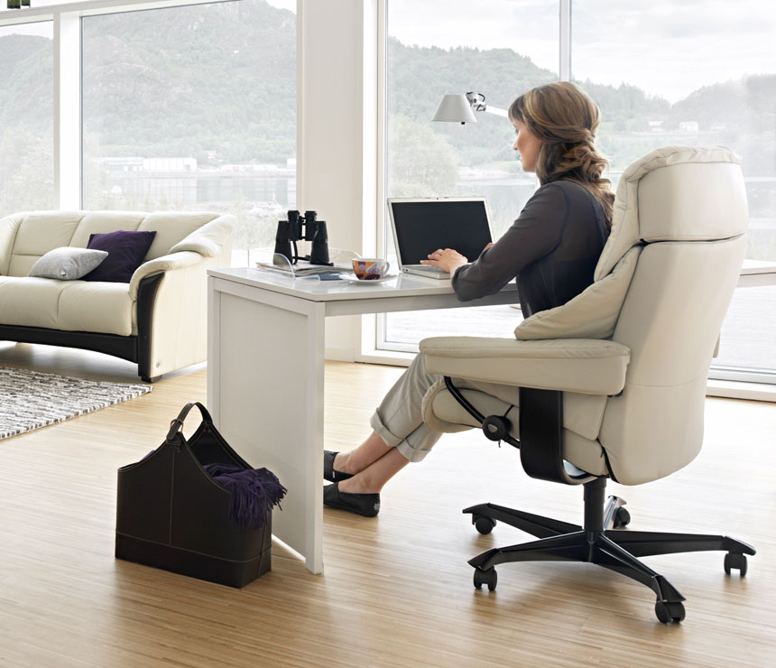 Reno Stressless Office recliner chair